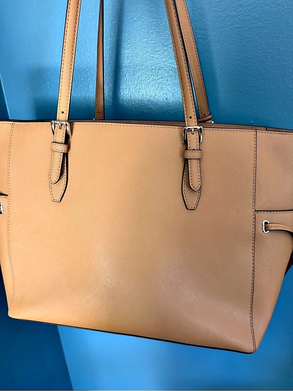 Michael Kors Voyager Medium Saffiano Leather Tote Bag Brown